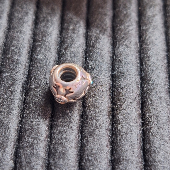 Pandora Charm - Snowflake - Picture 2 of 3